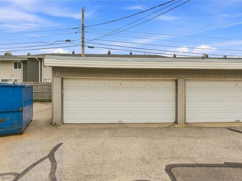 1402 Golden Gate Boulevard, Unit G203, Mayfield Heights, OH 44124 Photo 37