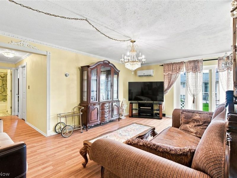 1402 Golden Gate Boulevard, Unit G203, Mayfield Heights, OH 44124 Photo 4