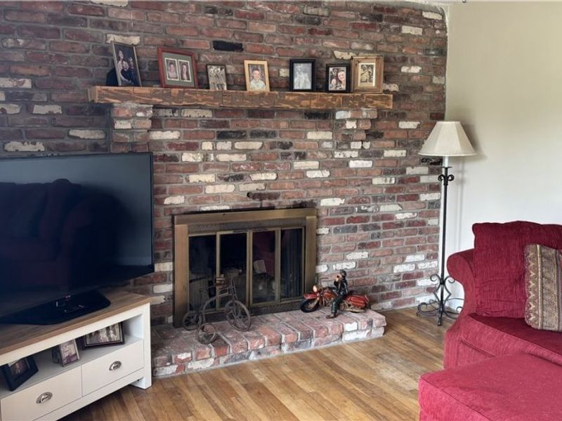 11784 Chamberlain, Aurora, OH 44202 Photo 4