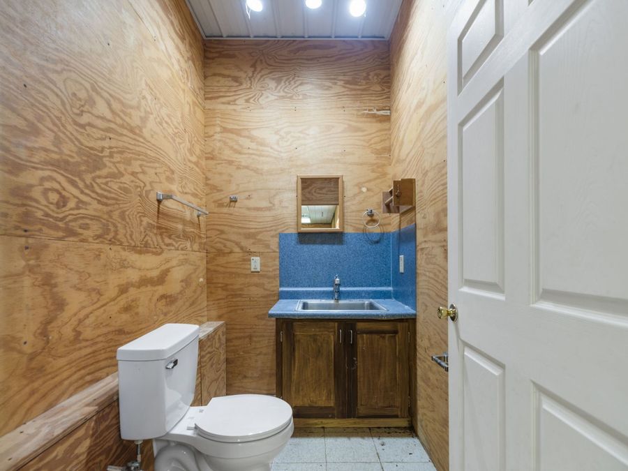 Property Image 38