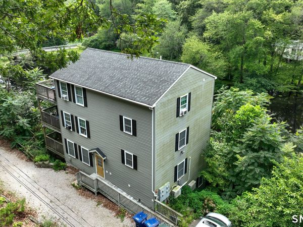 83 Inchcliffe, Ledyard, CT 06335