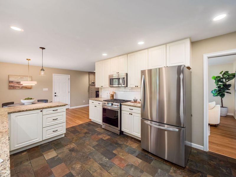 3512 Skyline Drive, Columbus, OH 43235 Photo 18