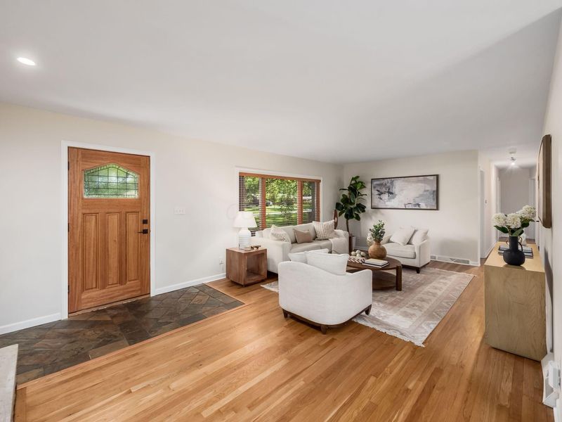 3512 Skyline Drive, Columbus, OH 43235 Photo 6