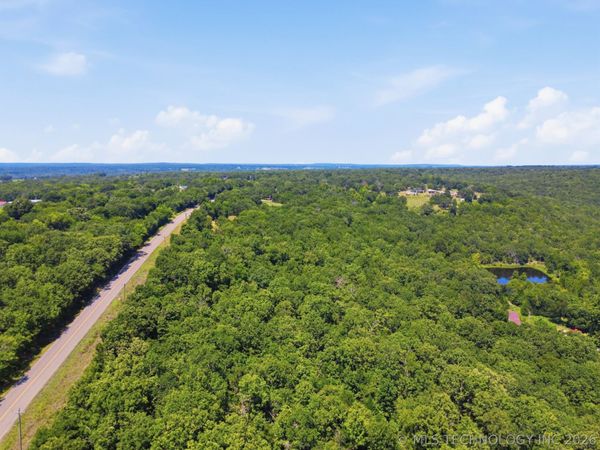 124 Highway , Weleetka, OK 74880
