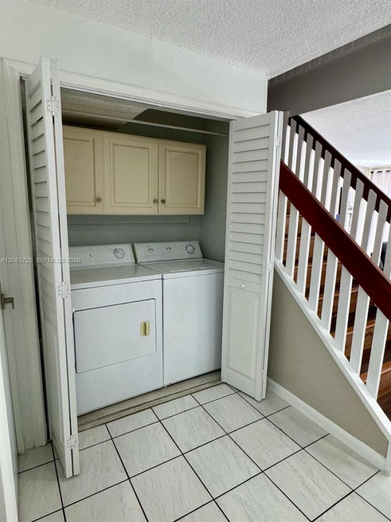 832 NW 81st Way, Unit 9, Plantation, FL 33324 Photo