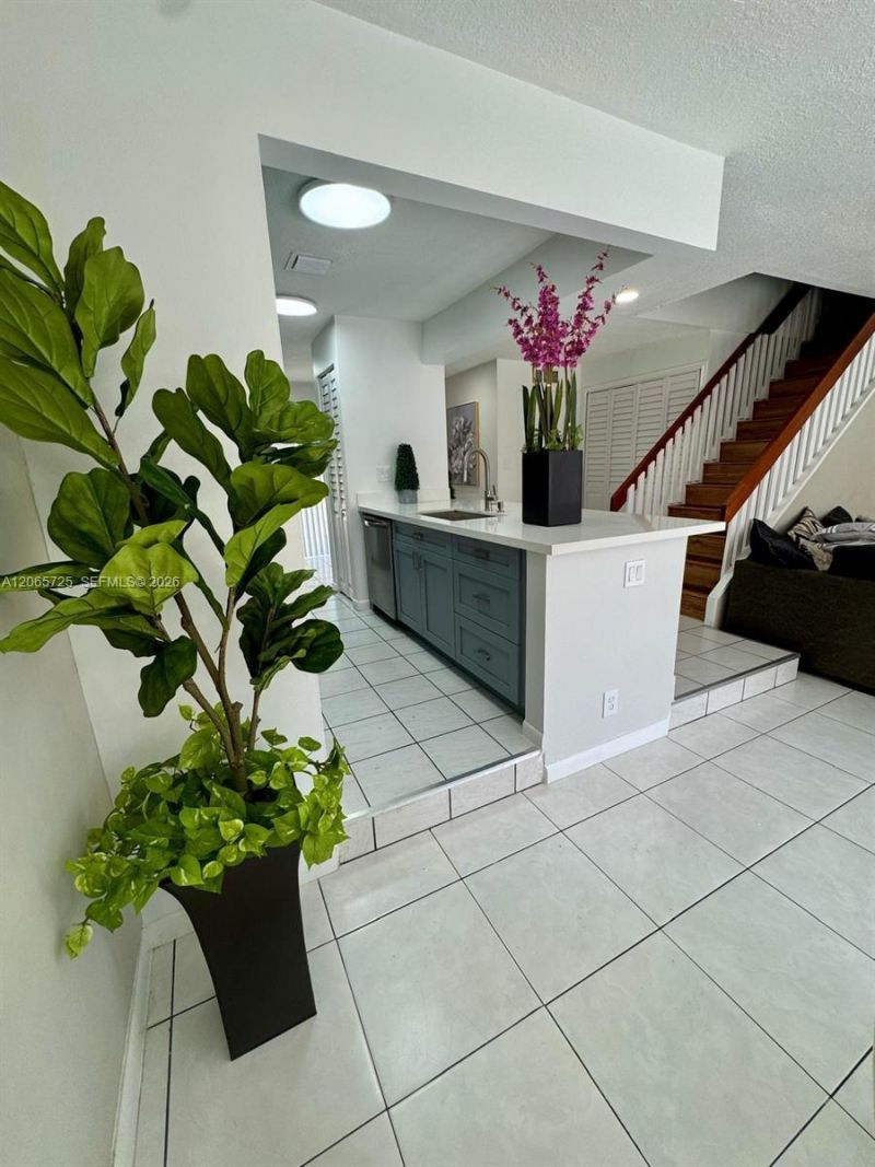 832 NW 81st Way, Unit 9, Plantation, FL 33324 Photo