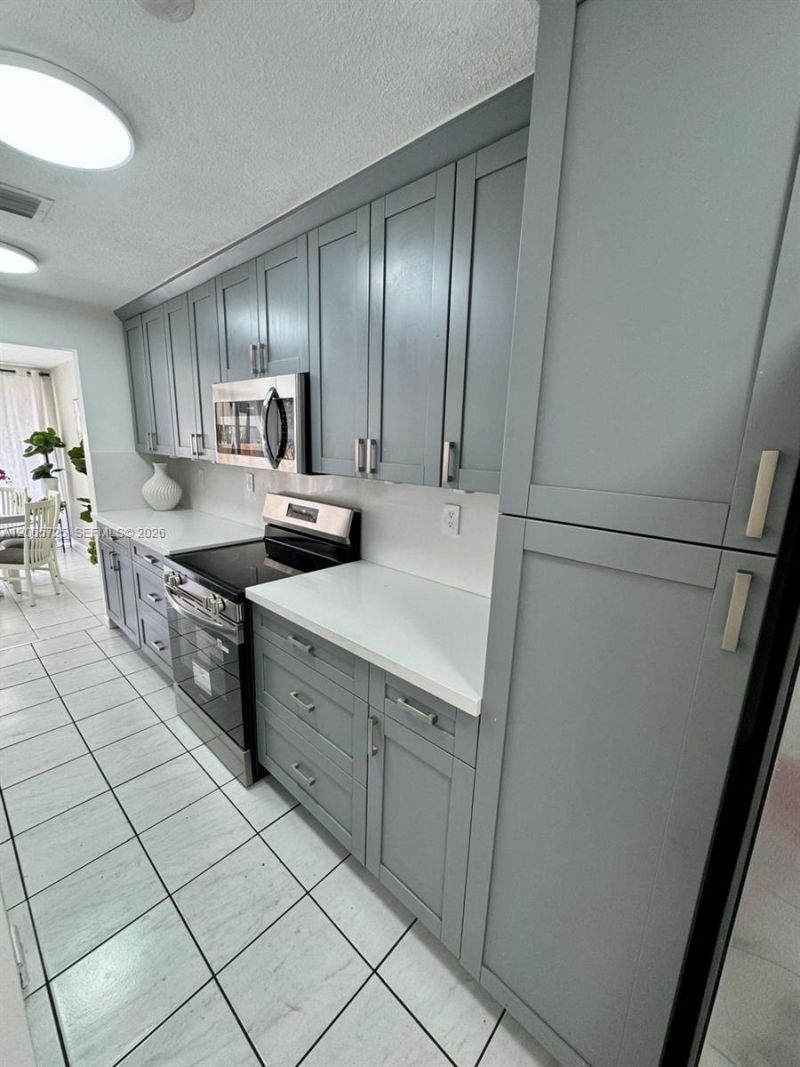 832 NW 81st Way, Unit 9, Plantation, FL 33324 Photo