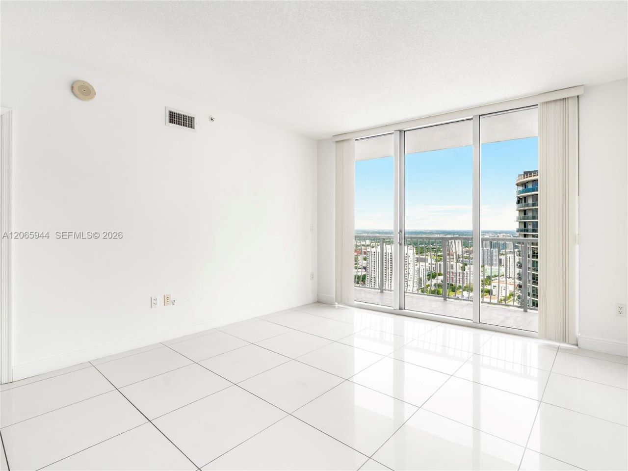 1750 N Bayshore Dr , Unit PH-5309, Miami, FL 33132 Photo