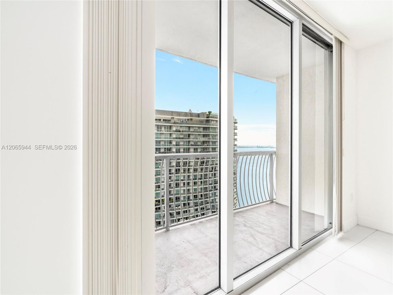 1750 N Bayshore Dr , Unit PH-5309, Miami, FL 33132 Photo