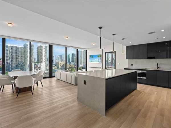 20 NE 11 Street, Unit 1701, Miami, FL 33132