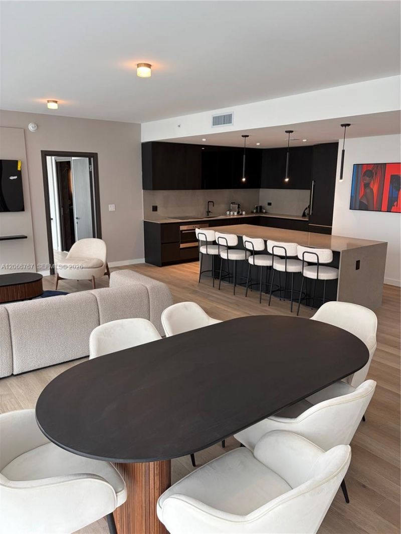 20 NE 11 Street , Unit 1701, Miami, FL 33132 Photo