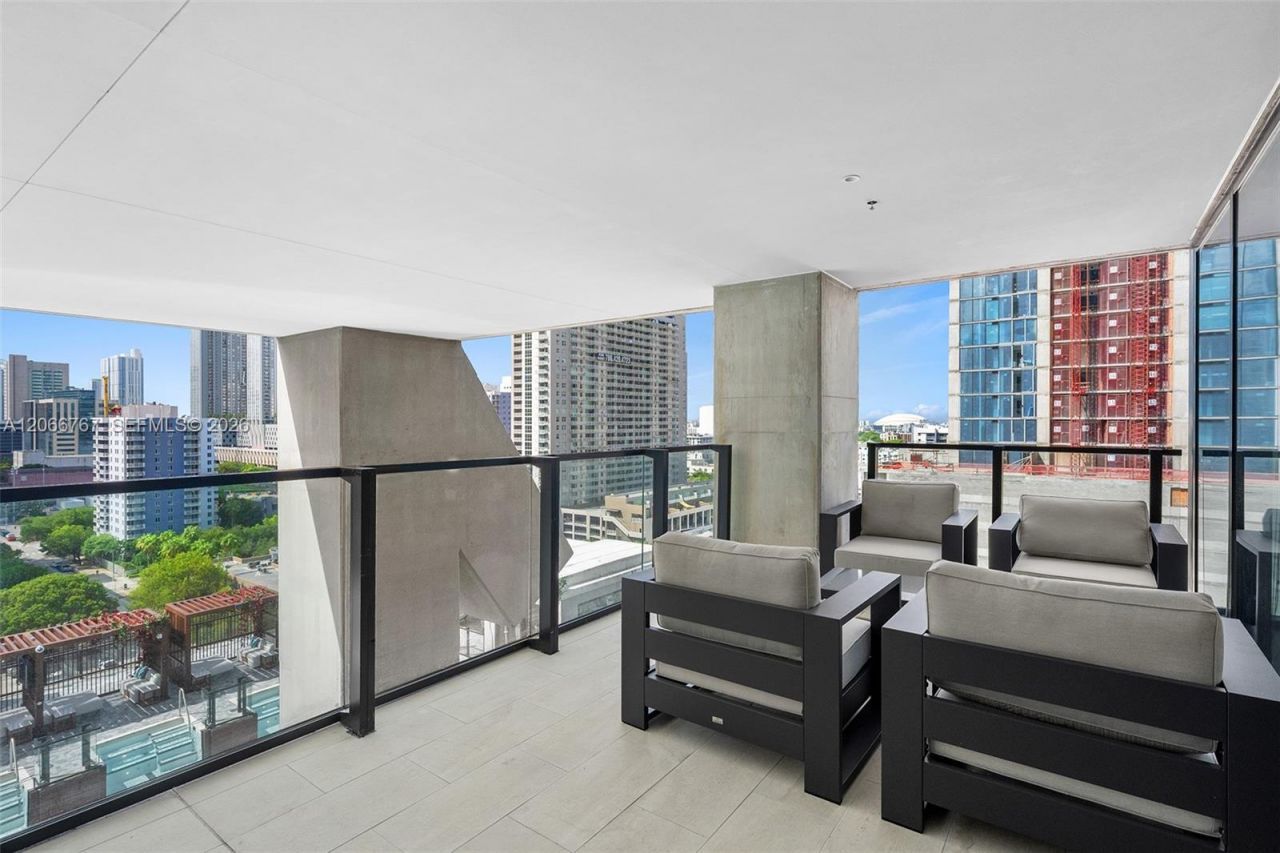 20 NE 11 Street, Unit 1701, Miami, FL 33132 Photo