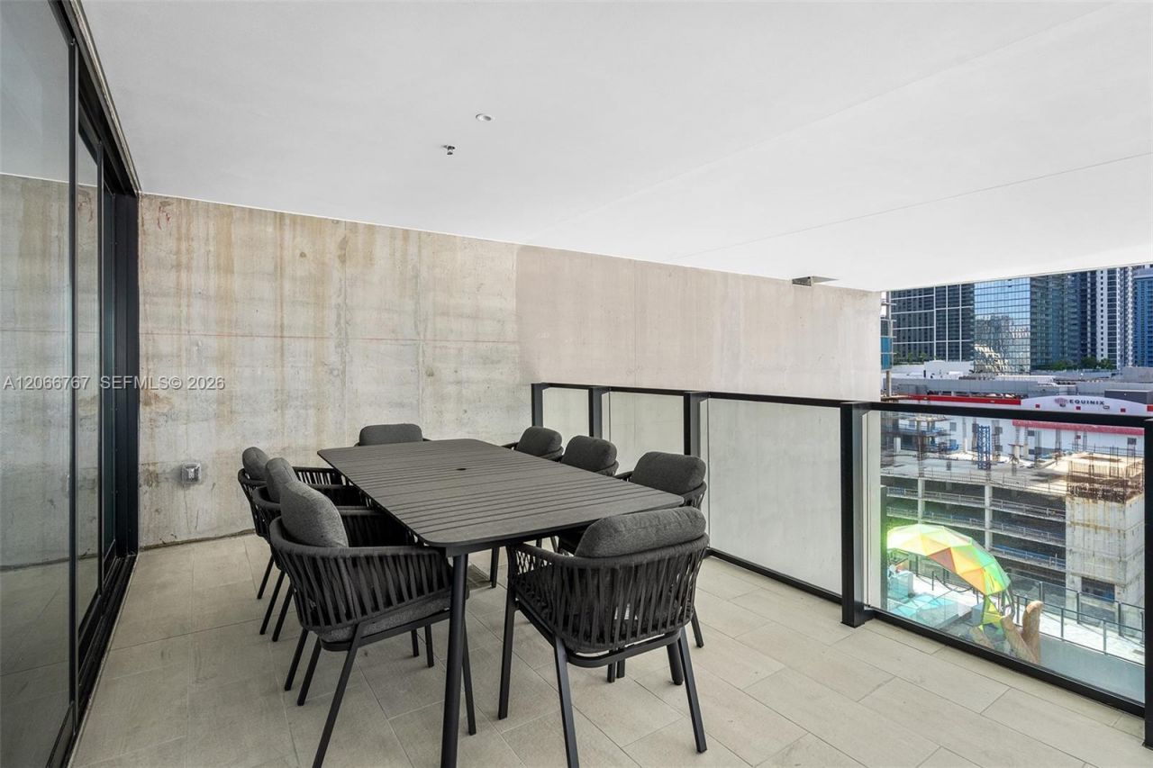 20 NE 11 Street, Unit 1701, Miami, FL 33132 Photo