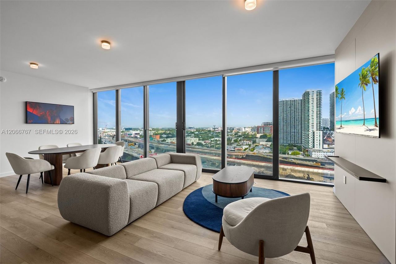 20 NE 11 Street, Unit 1701, Miami, FL 33132 Photo