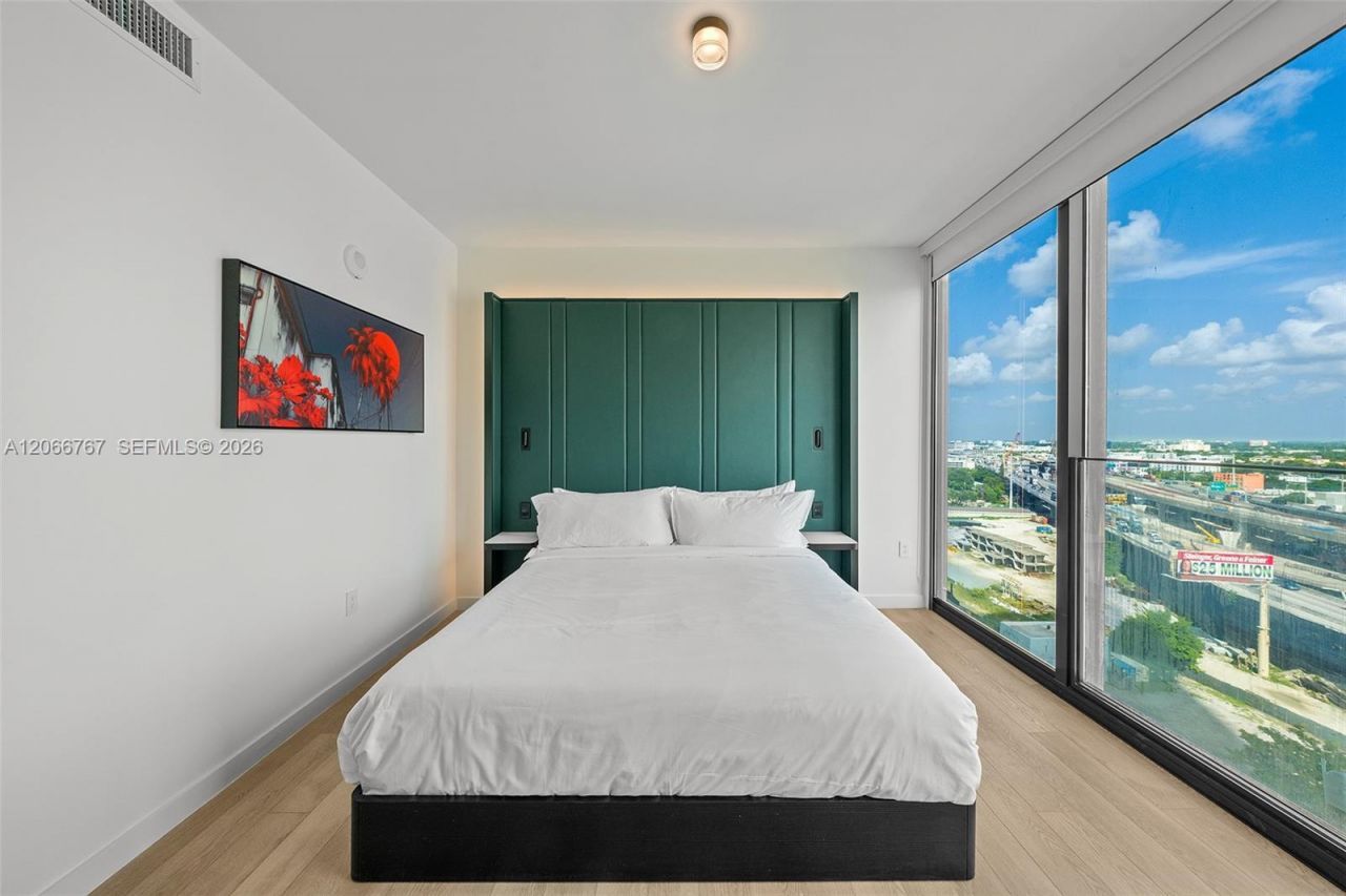 20 NE 11 Street, Unit 1701, Miami, FL 33132 Photo
