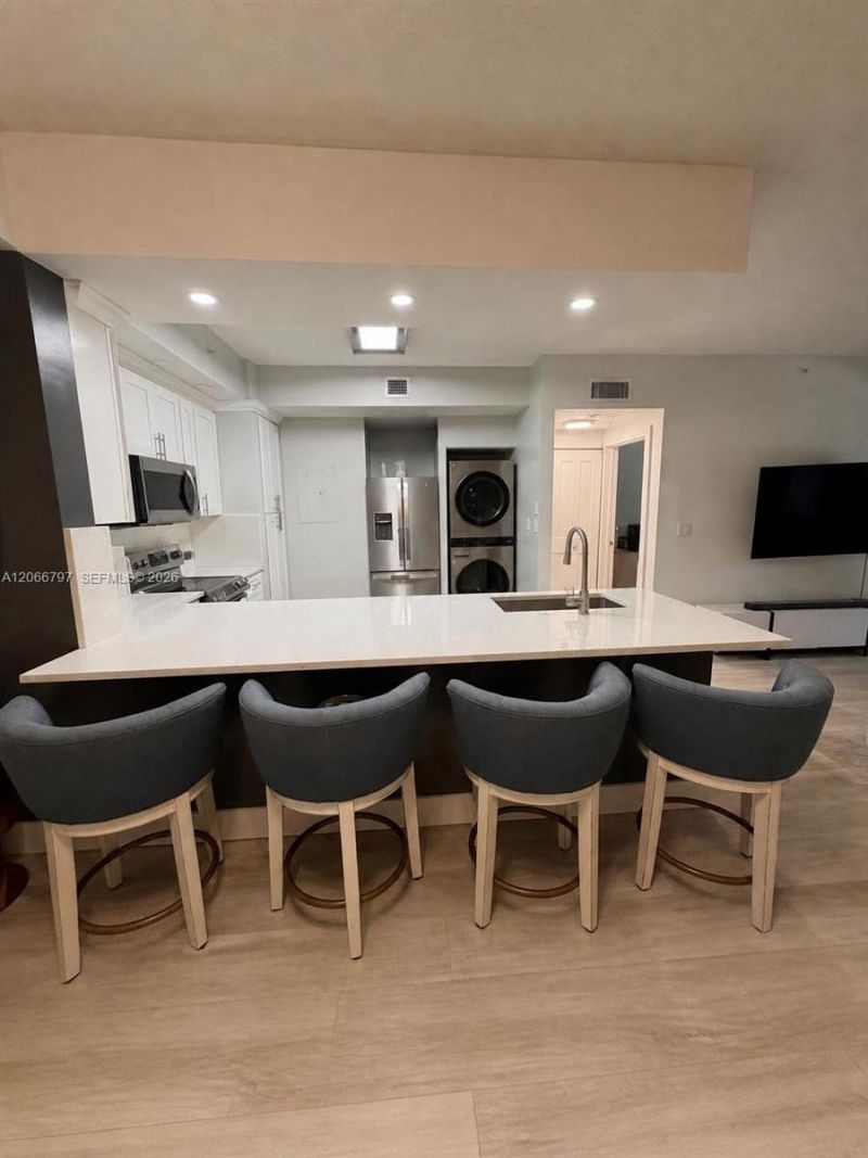 6960 SW 39th St , Unit E102, Davie, FL 33314 Photo