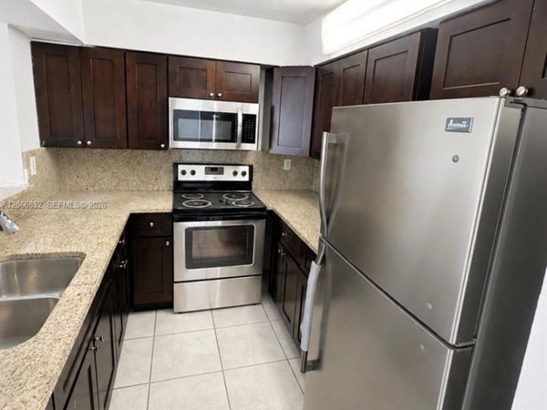 8460 SW 154th Cir Ct, Unit 111, Miami, FL 33193