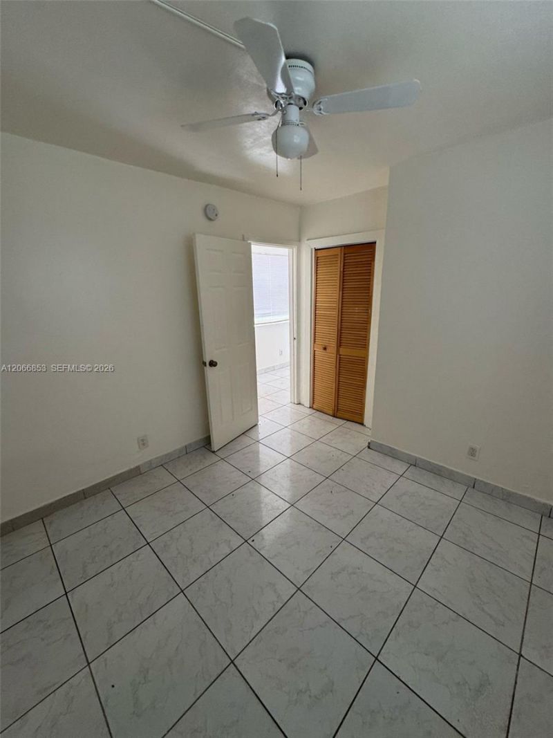 2451 NW 13th Ct, Unit 5, Fort Lauderdale, FL 33311 Photo