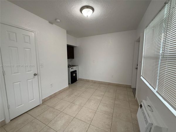 1255 SW 6th St , Unit 1, Miami, FL 33135