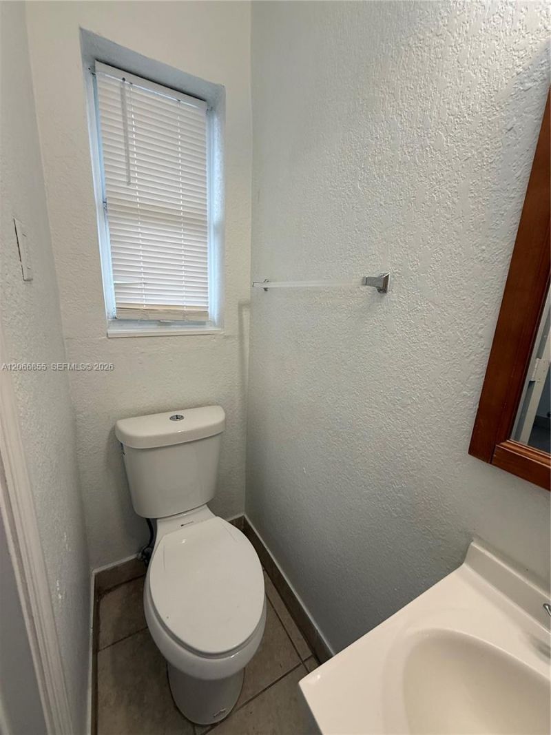 1255 SW 6th St , Unit 1, Miami, FL 33135 Photo
