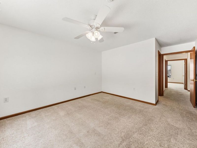 590 N Vineyard Circle, Port Clinton, OH 43452 Photo 34