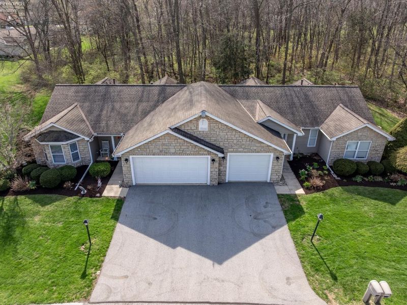 590 N Vineyard Circle, Port Clinton, OH 43452 Photo 47
