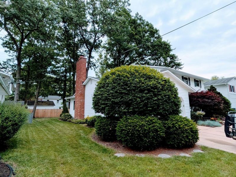 1371 Sanford Street, Vermilion, OH 44089 Photo 5