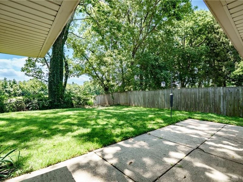 135 Whispering Pines Drive, Springboro, OH 45066 Photo 15