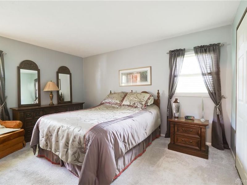 135 Whispering Pines Drive, Springboro, OH 45066 Photo 8