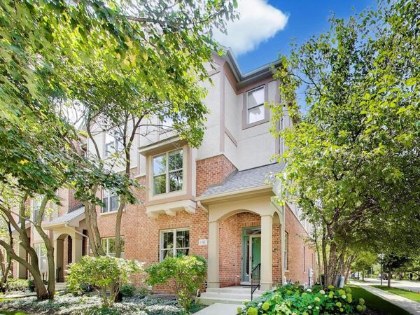 1762 Tudor Lane , Northbrook, IL 60062