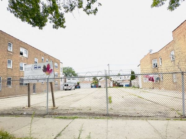 4918-22 W Diversey Avenue , Chicago, IL 60639