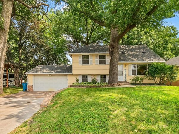 262 N Star Lane, Circle Pines, MN 55014