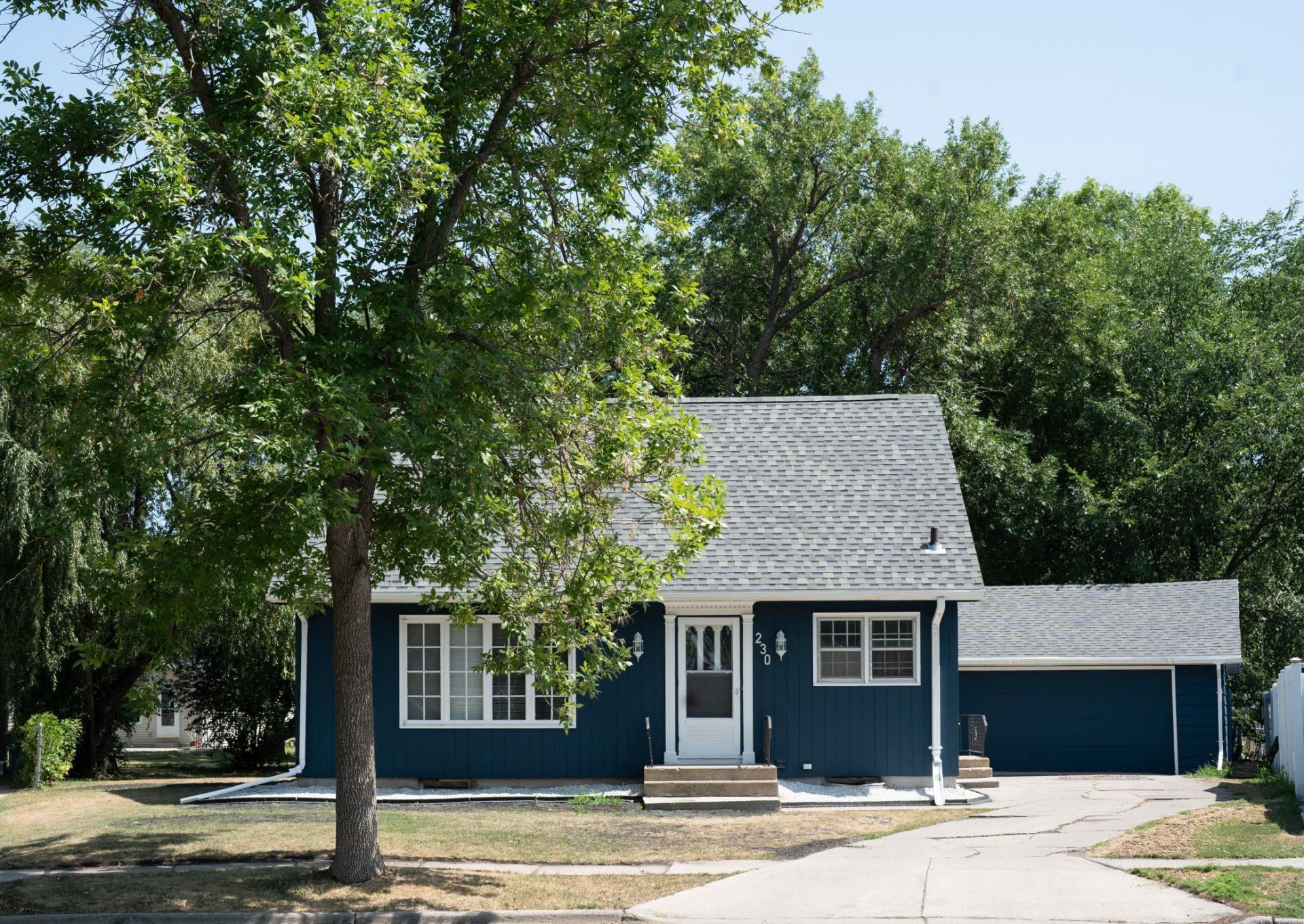 230 5th Avenue E primary photo