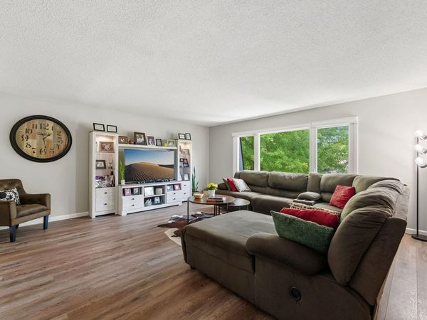 6435 Vernon Avenue S, Edina, MN 55436
