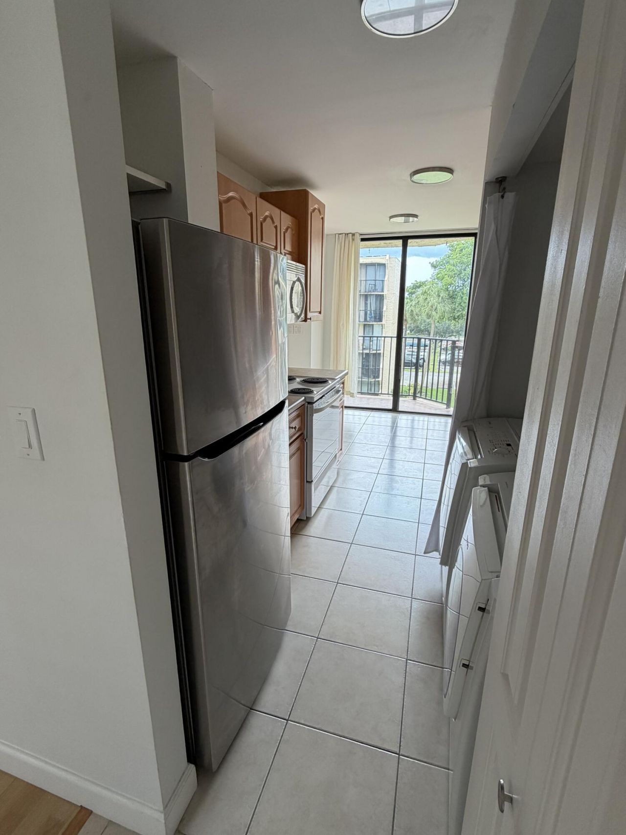 3590 Blue Lake Drive, Unit 405, Pompano Beach, FL 33064 Photo