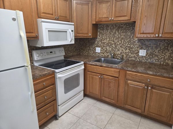 54 Newport Court, Unit c, Deerfield Beach, FL 33442