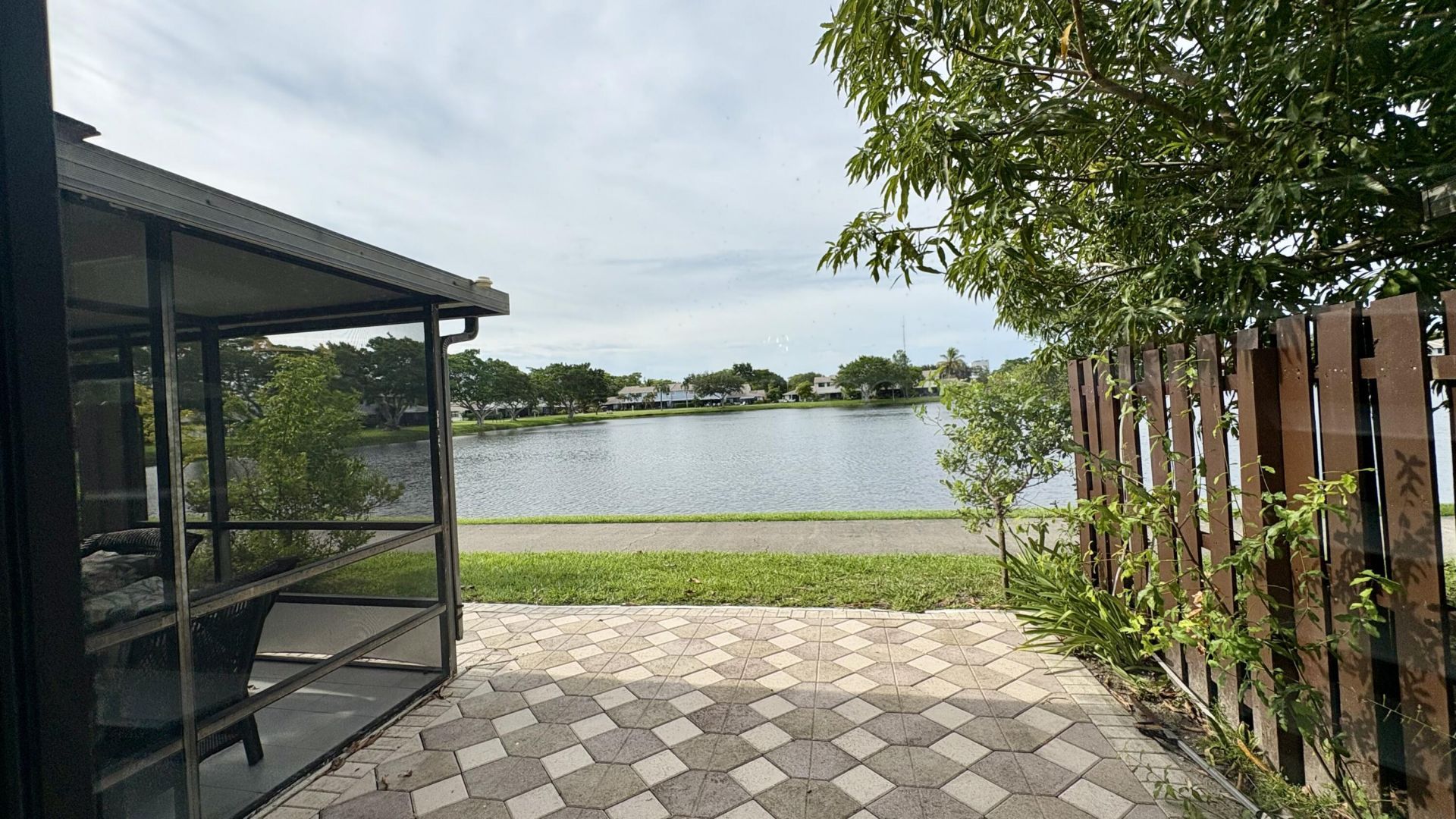 5325 Tennis Lane, Delray Beach, FL 33484 Photo