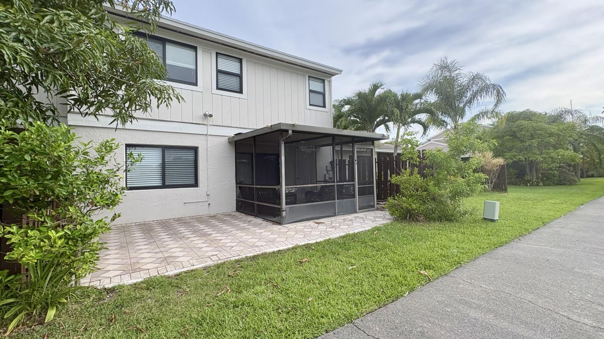 5325 Tennis Lane, Delray Beach, FL 33484 Photo