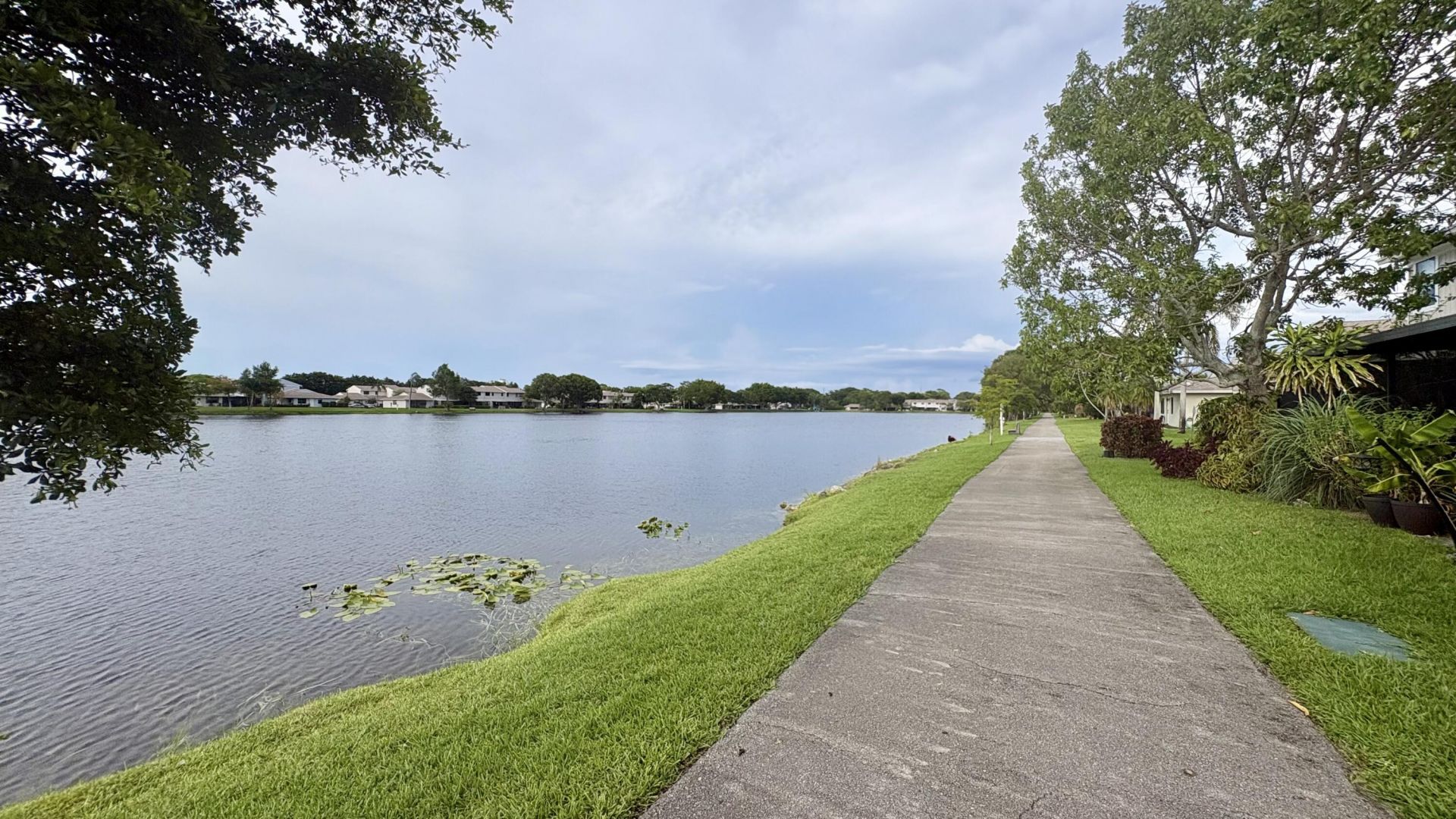5325 Tennis Lane, Delray Beach, FL 33484 Photo