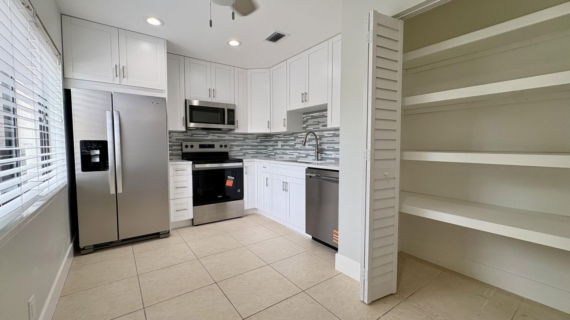 5325 Tennis Lane, Delray Beach, FL 33484 Photo