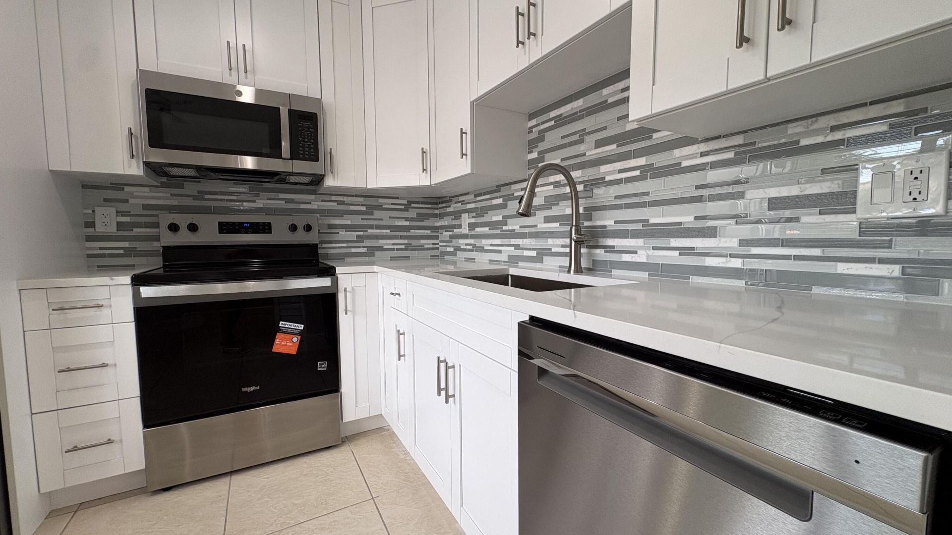 5325 Tennis Lane, Delray Beach, FL 33484 Photo