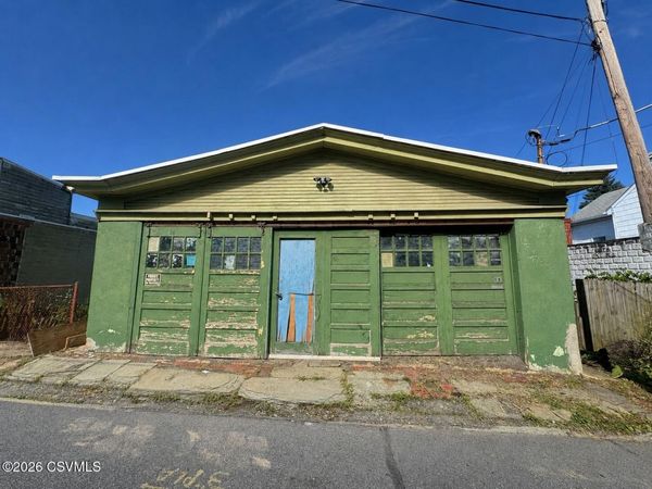 16-18 N ANTHRACITE Street , Shamokin, PA 17872