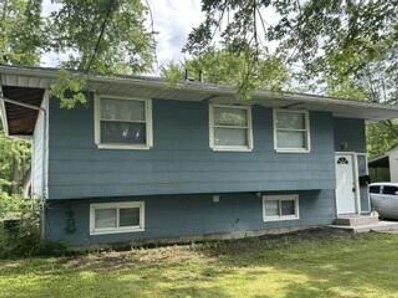1331 Essex Drive, Lima, OH 45804 Photo 2