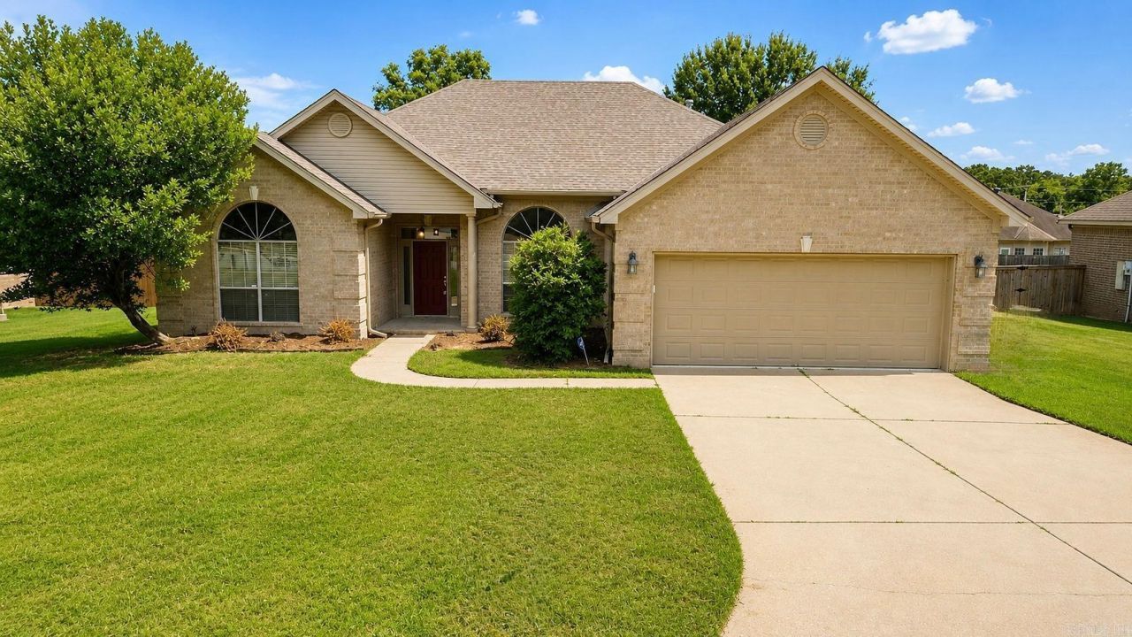 212 Carnelian Sherwood, AR 72120