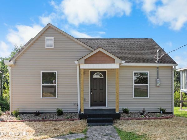 609 Rose Hill Drive, LaFollette, TN 37766