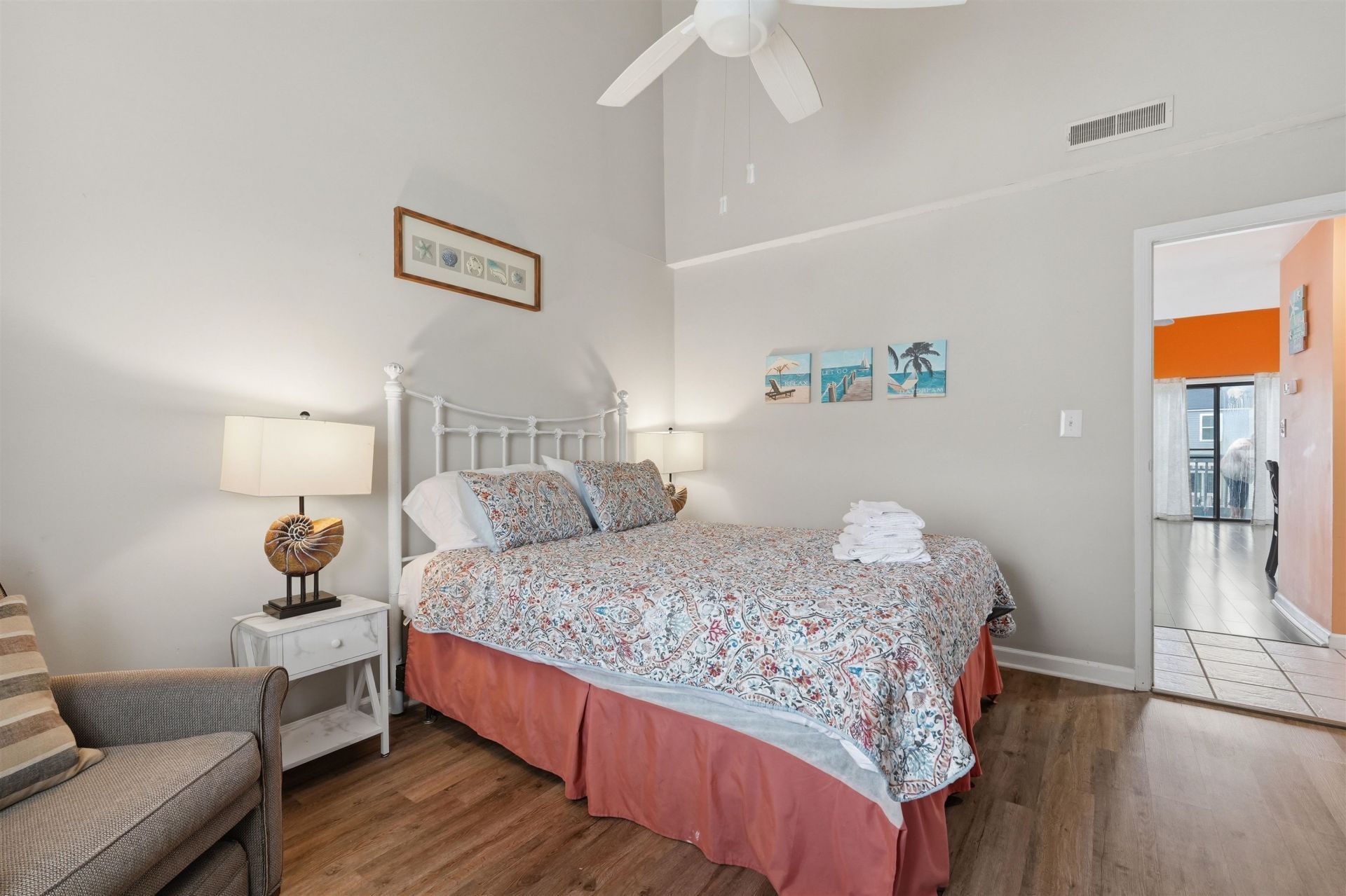 1881 Colony Dr. Photo 4