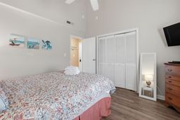 1881 Colony Dr. photo 4
