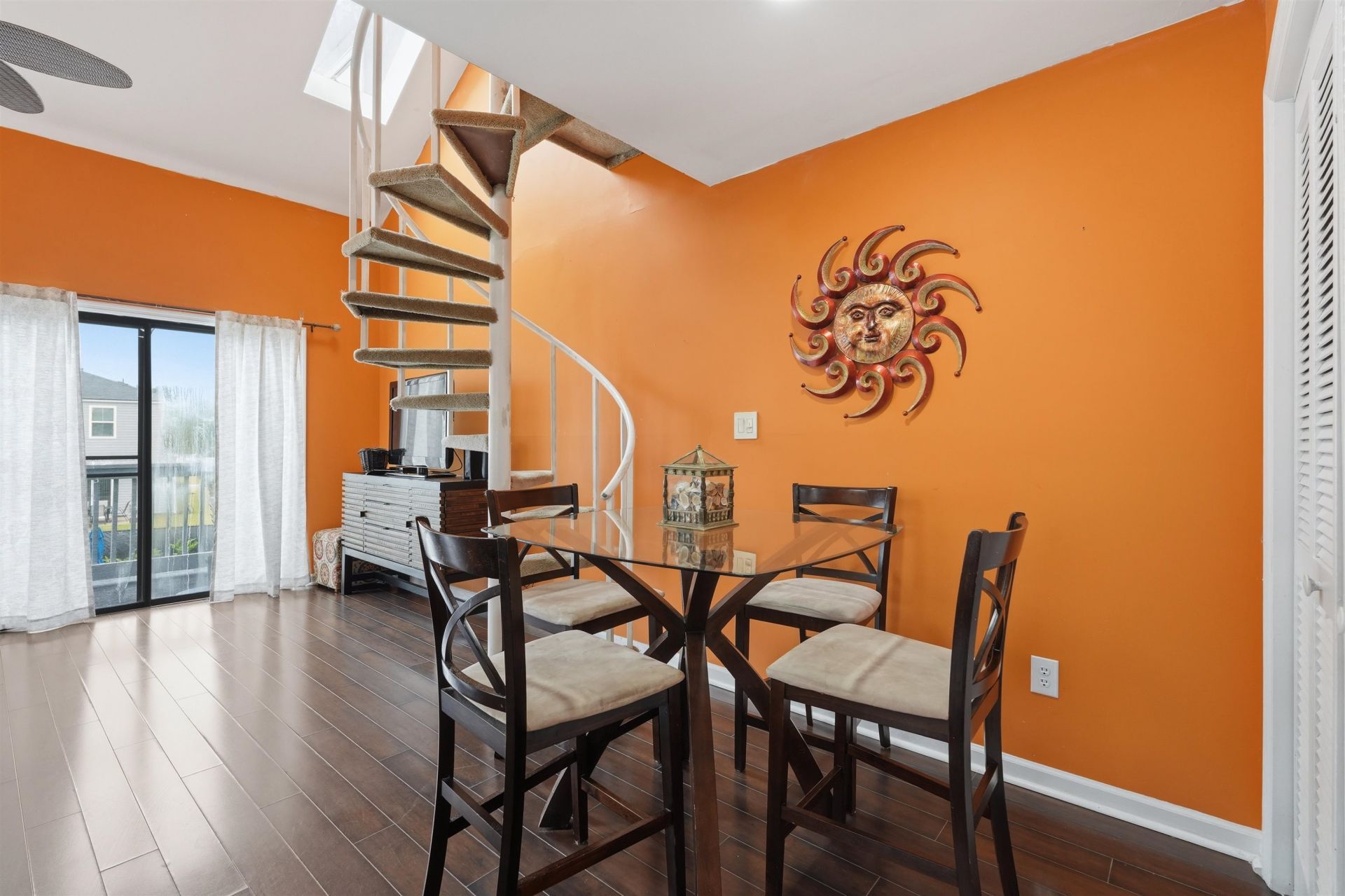 1881 Colony Dr. Photo 8