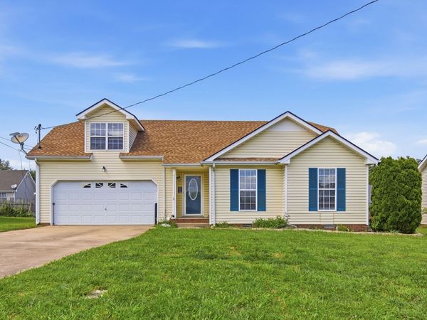 2423 McCalls Way , Clarksville, TN 37042