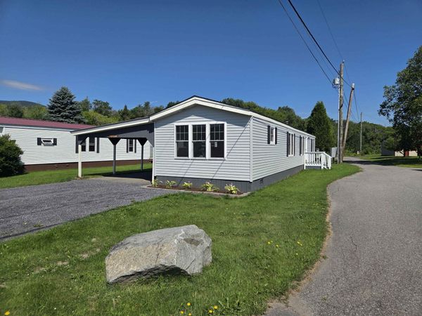 15 Cedar Street, Colebrook, NH 03576